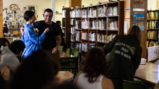 Artist Iván Argote starts the artistic intervention in the Fine Arts Library of the UCM