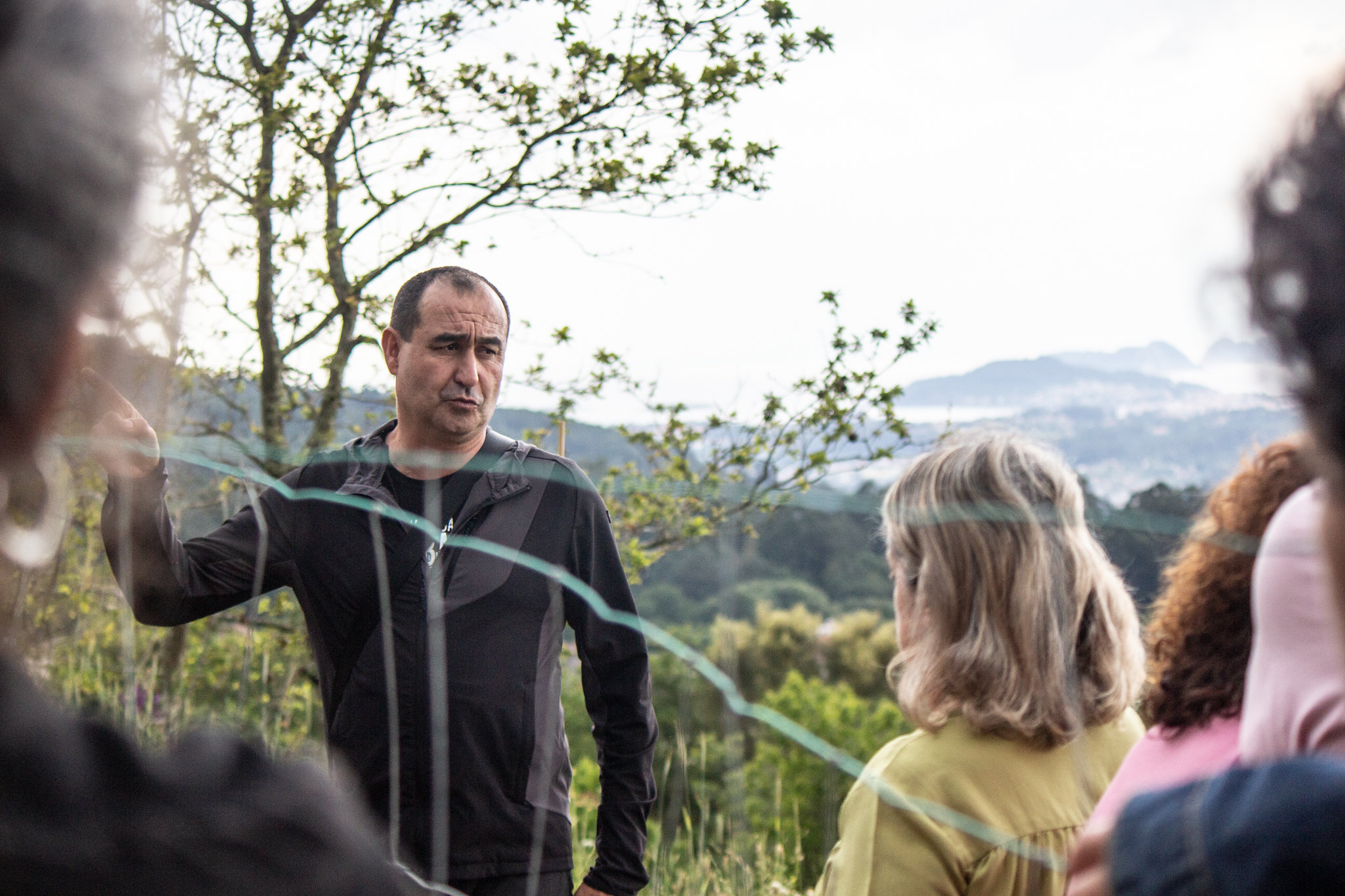 Xosé Antón, member of the Couso community, on a tour of the mountains. (c) Andreia Iglesias