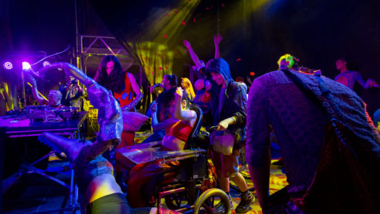 The Diversorium closes and opens a new stage with dancing